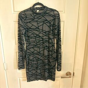 Skinny Mini Bodycon Long Sleeve Dress Black, Size Large